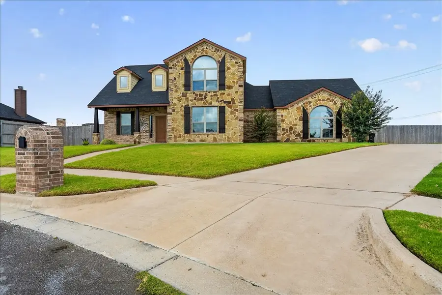 1626 Hawthorne Street, Cleburne, TX 76033 - #3