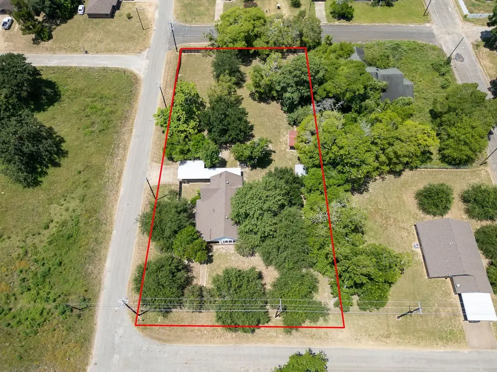 211 S Olive Street, Grapeland, TX 75844 - #1