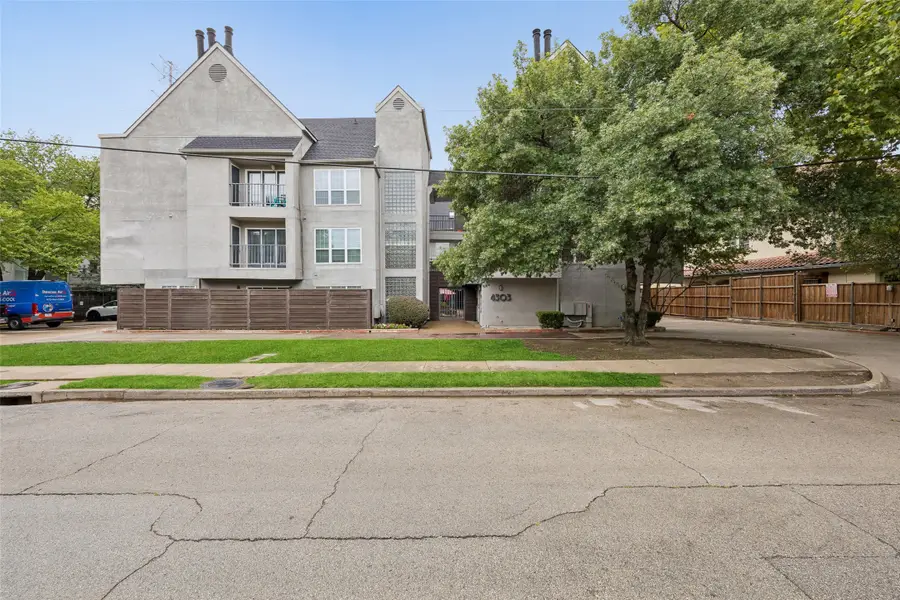 4303 Buena Vista Street #306, Dallas, TX 75205 - #2