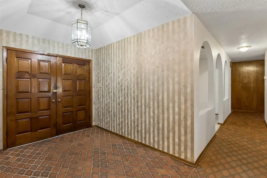 1928 Loma Linda Court, Fort Worth, TX 76112 - #3