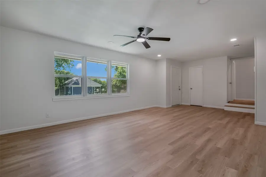1421 S Scullin Avenue, Denison, TX 75020 - #2