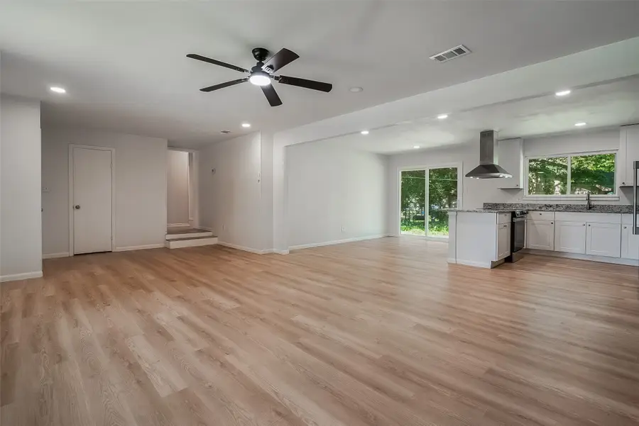 1421 S Scullin Avenue, Denison, TX 75020 - #3