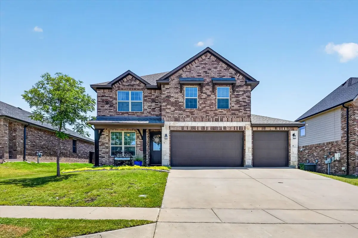 39 S Highland Drive, Sanger, TX 76266 - #1
