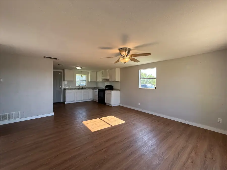 902 Grimes Road, Mineral Wells, TX 76067 - #3