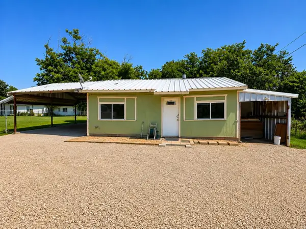 112 Shobert Drive, Whitney, TX 76692