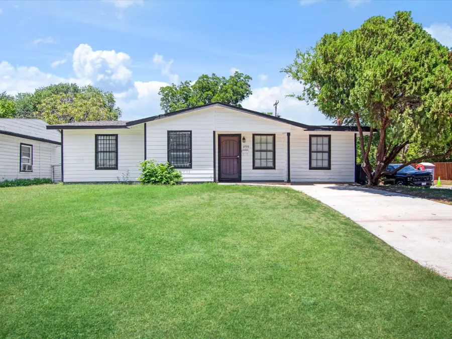 3700 Griggs Avenue, Fort Worth, TX 76119 - #2