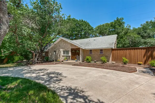 100 N Gentle Drive, Richardson, TX 75080