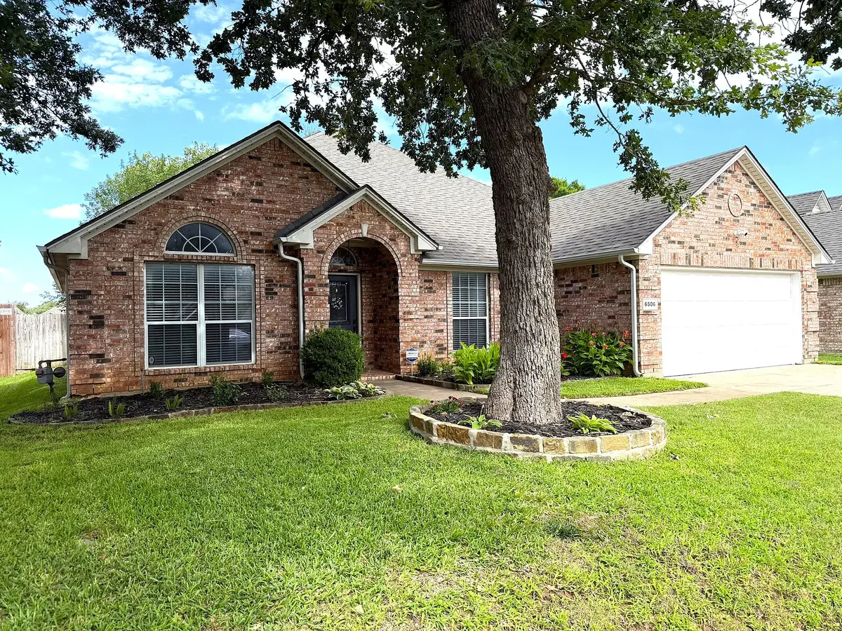 6506 Bluebird Drive, Arlington, TX 76001 - #1