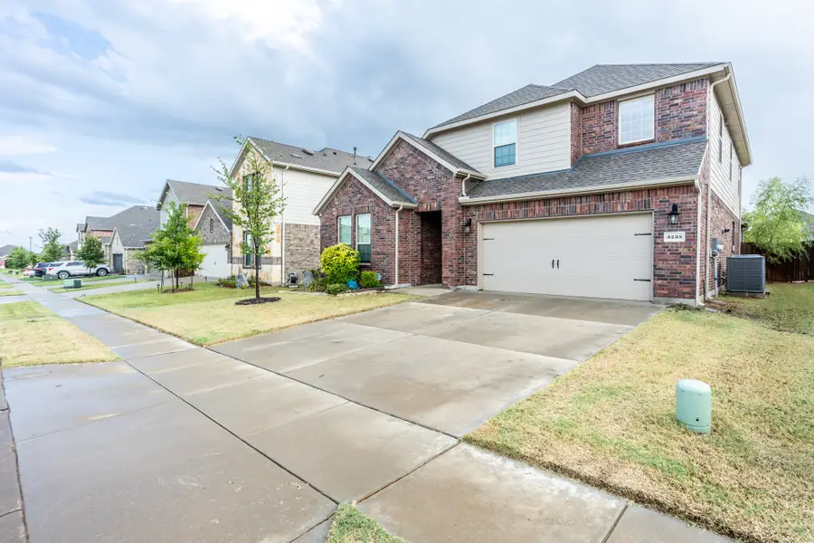 3235 Hunters Glen Drive, Aubrey, TX 76227 - #2