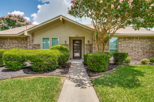 1507 Barclay Drive, Richardson, TX 75081