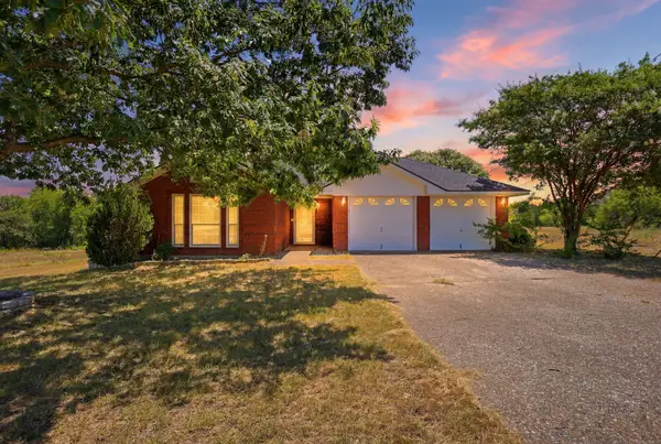 19007 White Bluff Drive, Whitney, TX 76692