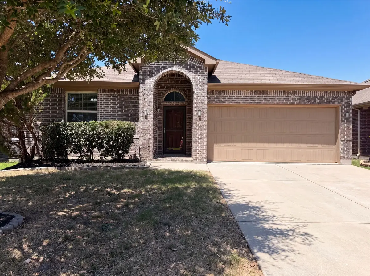 1108 Edgewater Drive, Azle, TX 76020 - #1