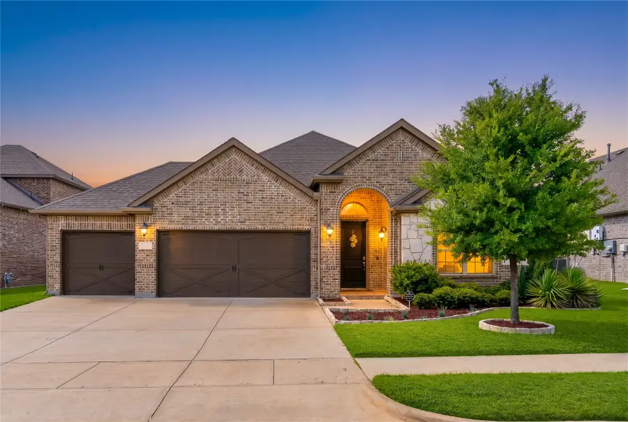 1303 Axis Deer Road, Arlington, TX 76002 - #2