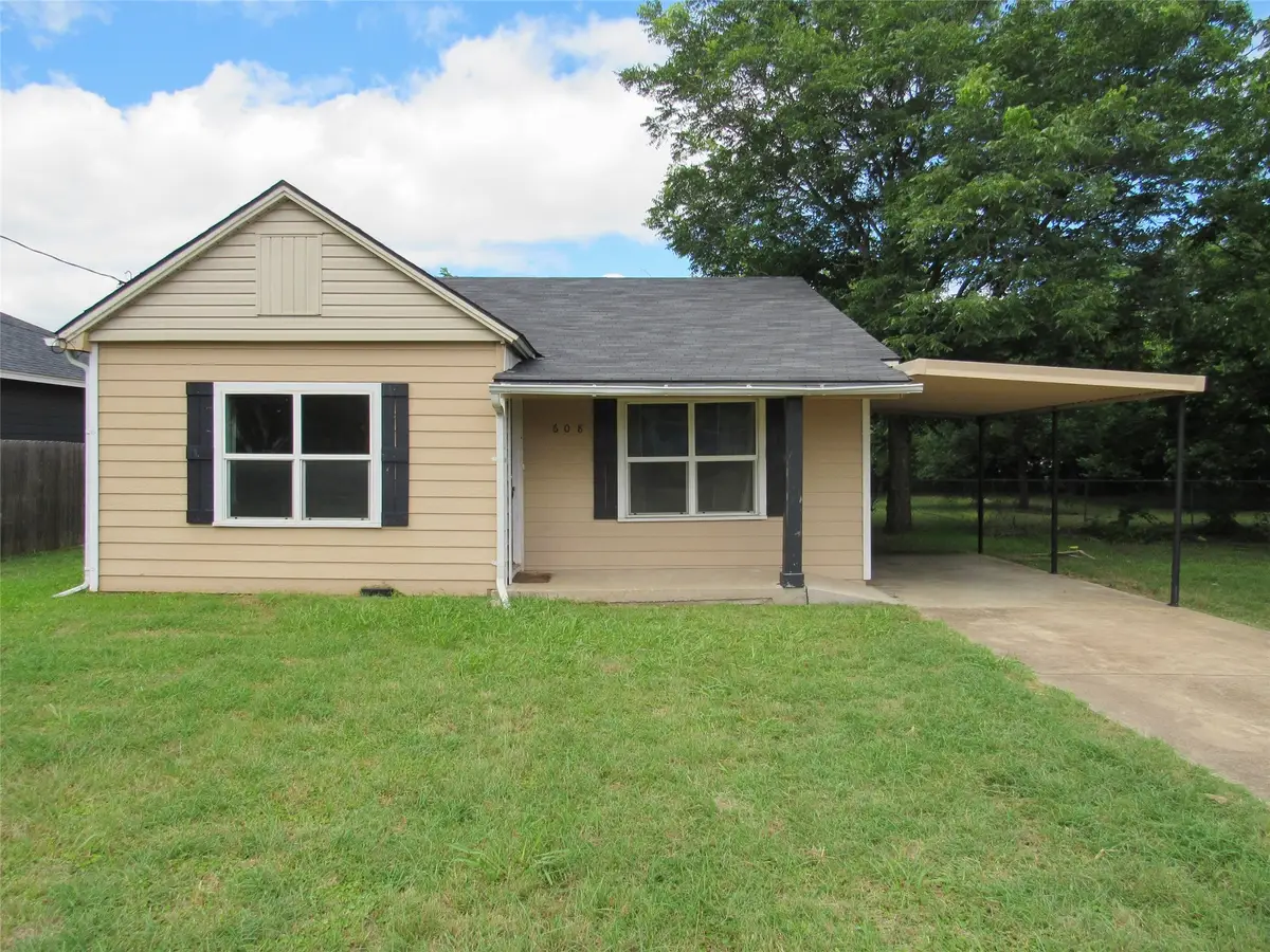 608 Hayes Street, McGregor, TX 76657 - #1
