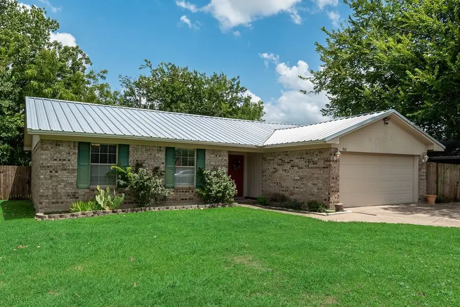 802 N Spears Street, Alvarado, TX 76009 - #2