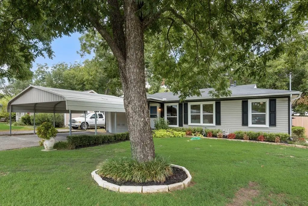808 W State Street, Terrell, TX 75160 - #1