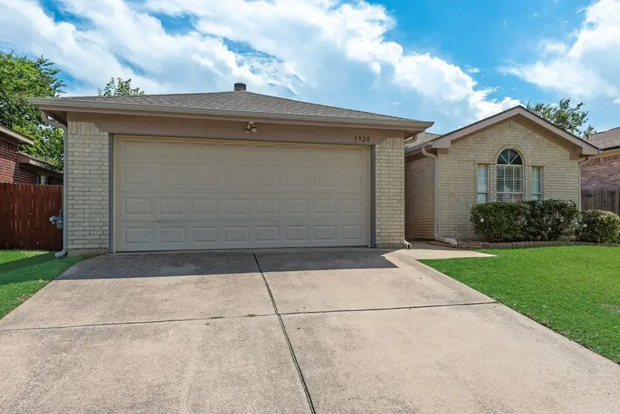1928 Overland Street, Fort Worth, TX 76131 - #2