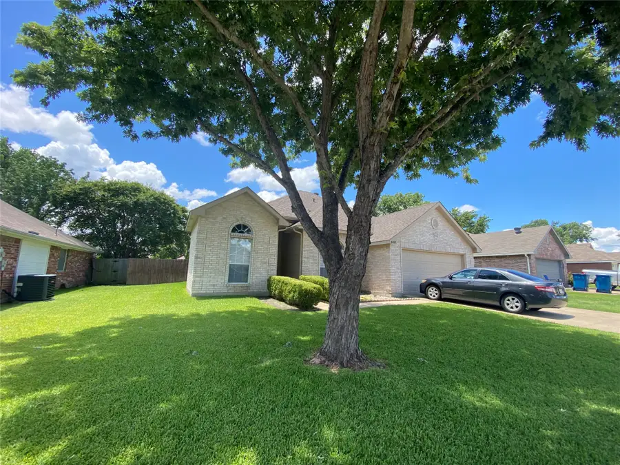 8410 Holland Avenue, Rowlett, TX 75089 - #2