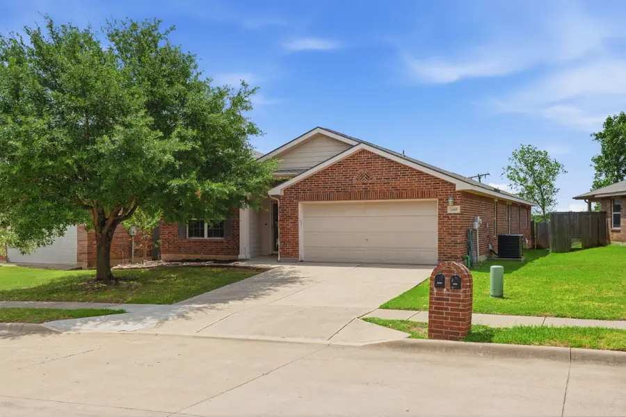 2665 Gardendale Drive, Fort Worth, TX 76120 - #3