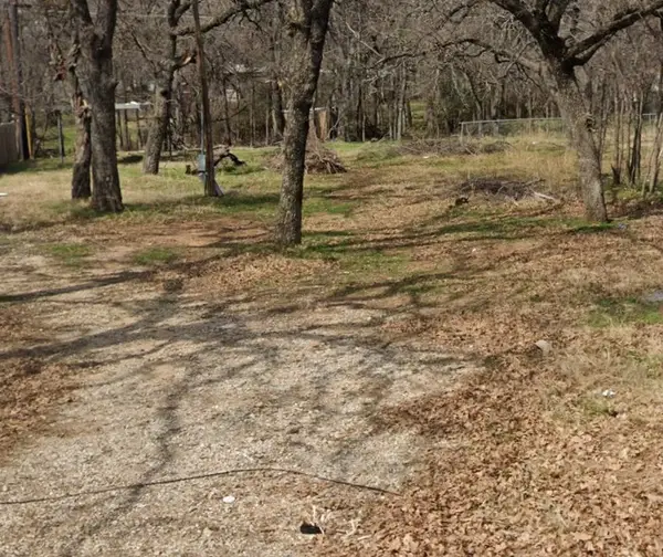 1265 Lindale Terrace, Pelican Bay, TX 76020