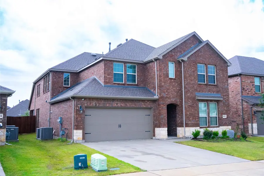 9820 Elk Falls Lane, Aubrey, TX 76227 - #2