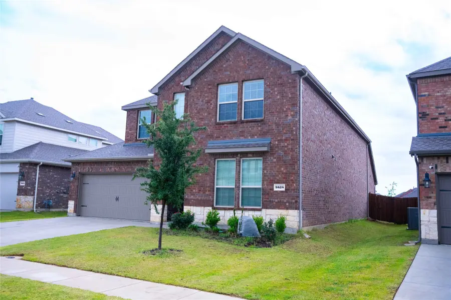 9820 Elk Falls Lane, Aubrey, TX 76227 - #3