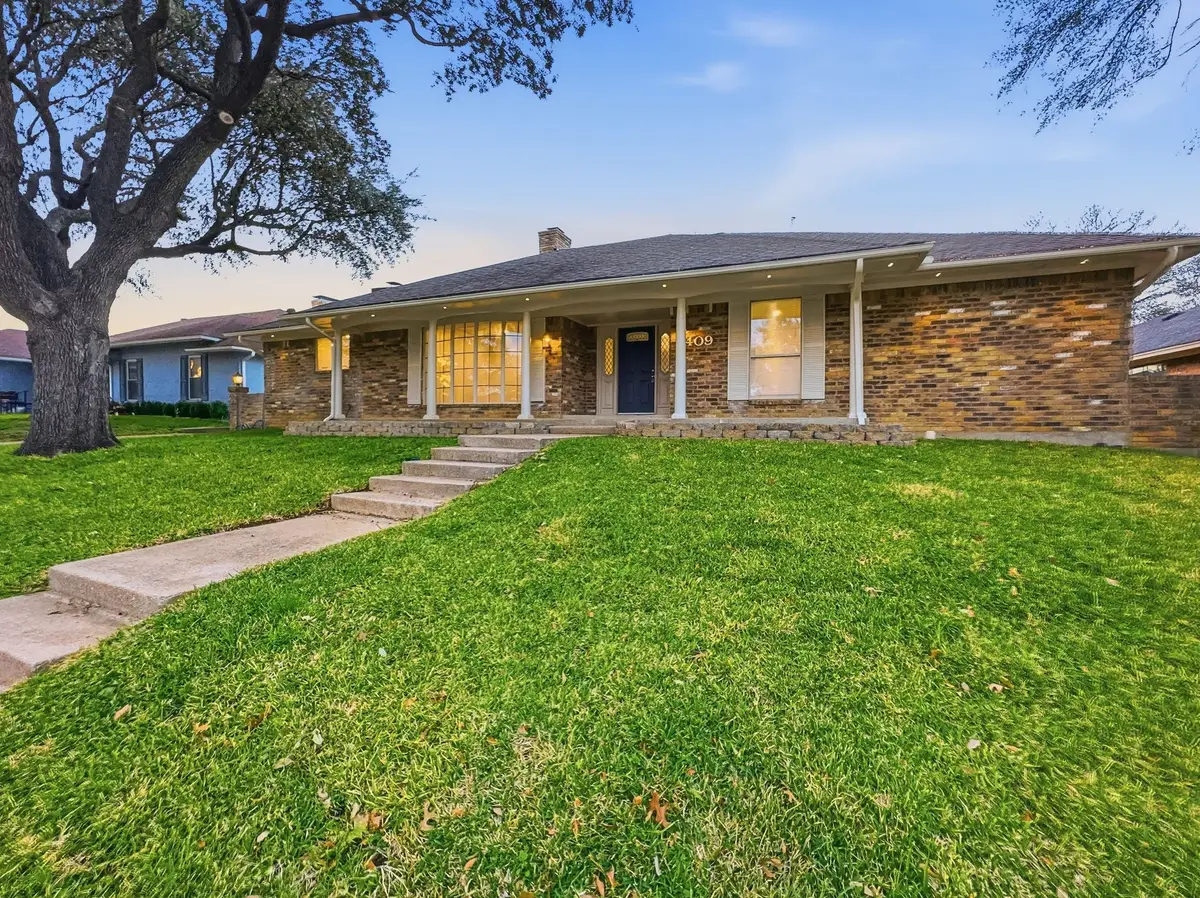 2409 Castle Street, Irving, TX 75038 - #1