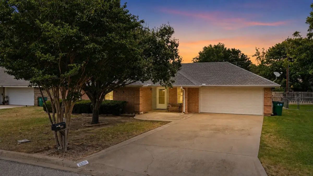 1809 Sprucewood Avenue, Stephenville, TX 76401 - #1