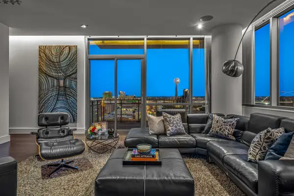 2200 Victory Avenue #1505, Dallas, TX 75219