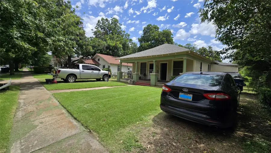 922 Hollywood Avenue, Dallas, TX 75208 - #2
