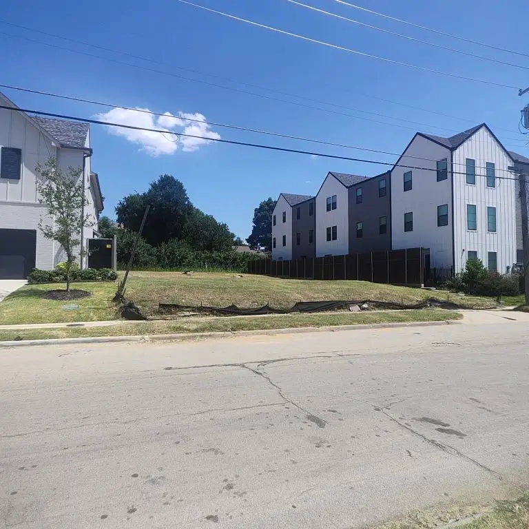 2170 Lovedale Avenue, Dallas, TX 75235 - #2