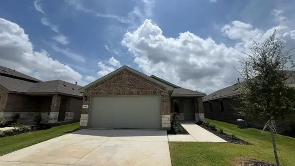 512 Red Admiral Lane, Denton, TX 76259