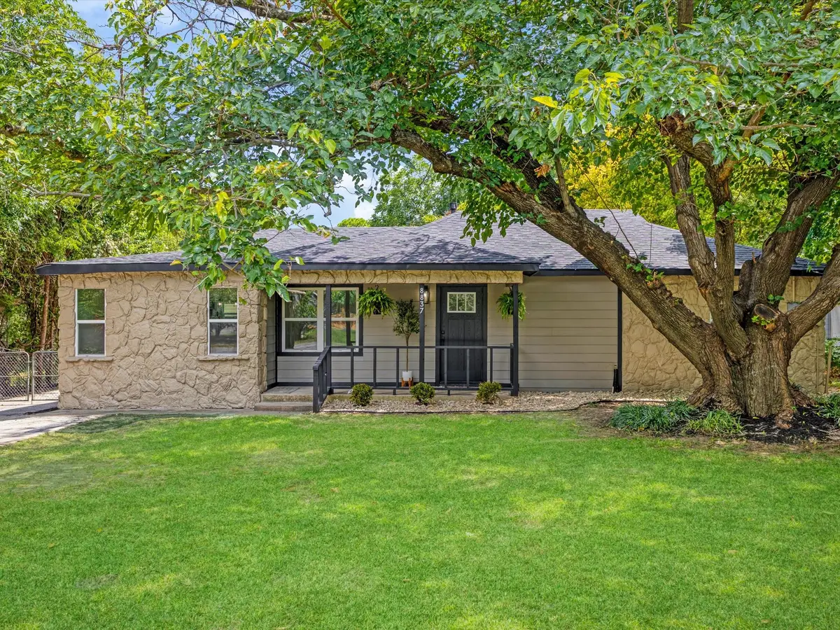 8837 Claiborn Street, Lakeside, TX 76135 - #1