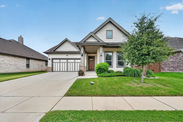 1729 River Bend Road, Burleson, TX 76028