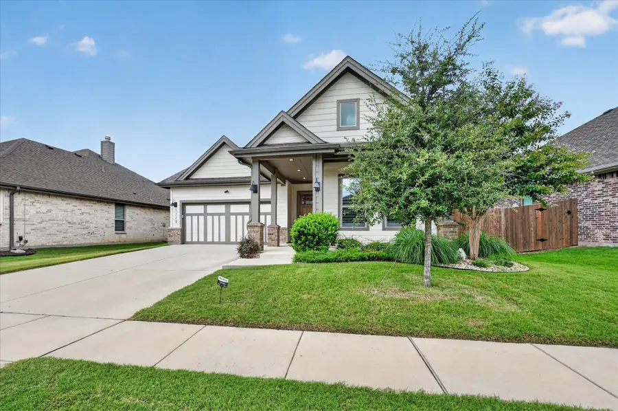1729 River Bend Road, Burleson, TX 76028 - #2