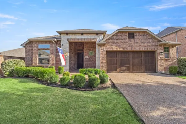 820 Wilmington Lane, Aubrey, TX 76227