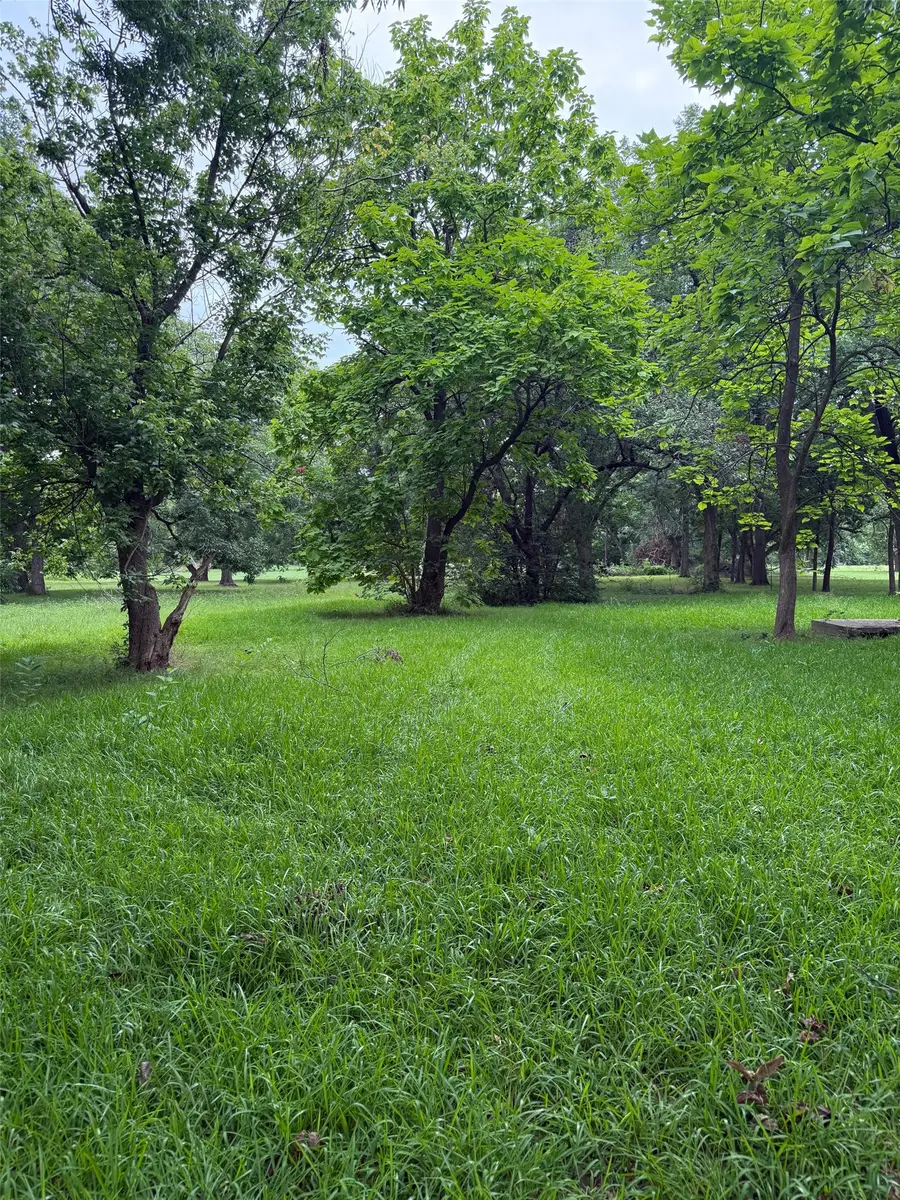 510 Braz Street, Bonham, TX 75418 - #2