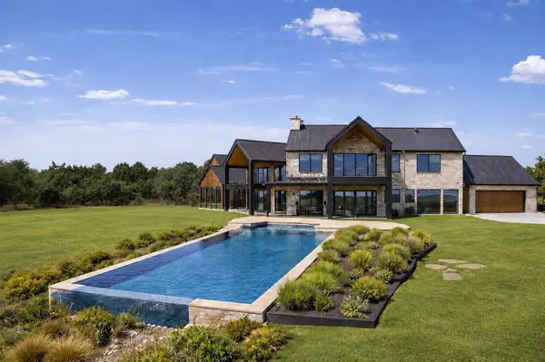 1400 Panthercreek Road, Driftwood, TX 78619