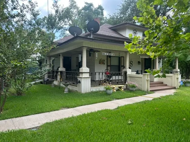 490 E Holley, Alba, TX 75410 - #3