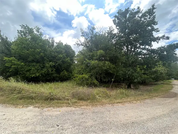 5506 Mercedes Circle, Granbury, TX 76048