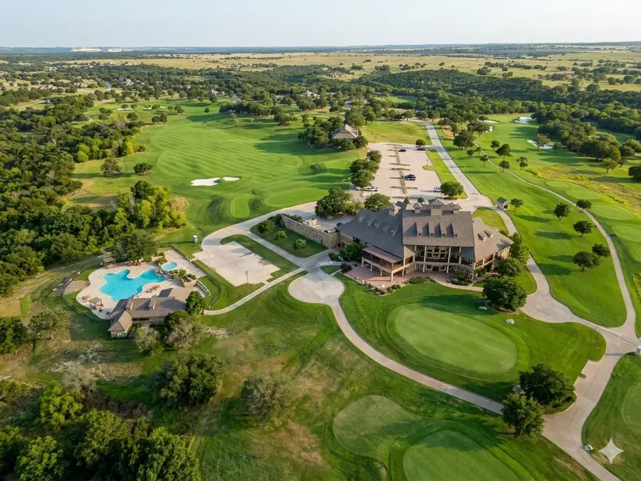 7301 Canterburg Drive, Cleburne, TX 76033 - #2
