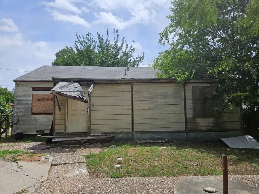 3219 Idaho Avenue, Dallas, TX 75216 - #2