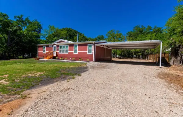 210 Grubbs Lane, Gun Barrel City, TX 75156