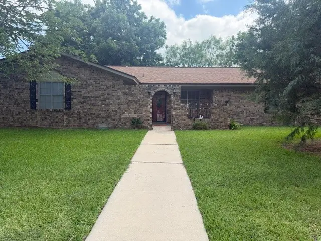4504 Delwood Drive, Brownwood, TX 76801 - #2