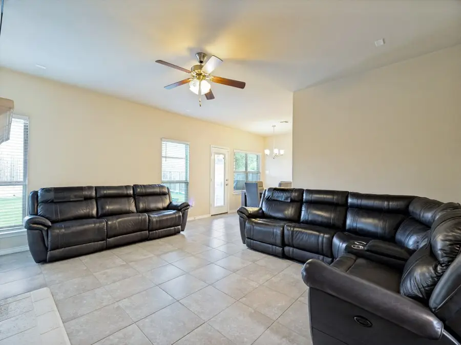 9809 Timberwolf Lane, McKinney, TX 75071 - #3