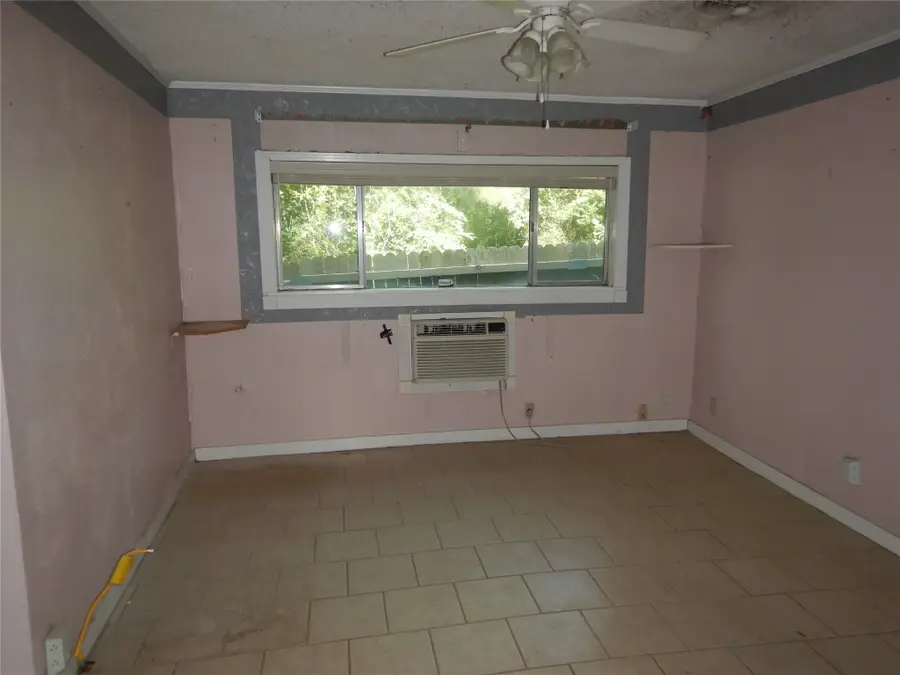 815 E 70th Street, Shreveport, LA 71106 - #2