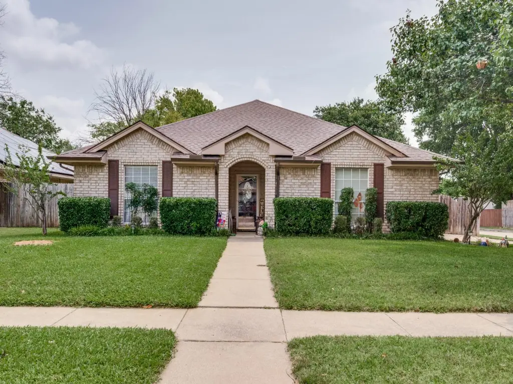 149 Roberts Drive, Saginaw, TX 76179 - #1