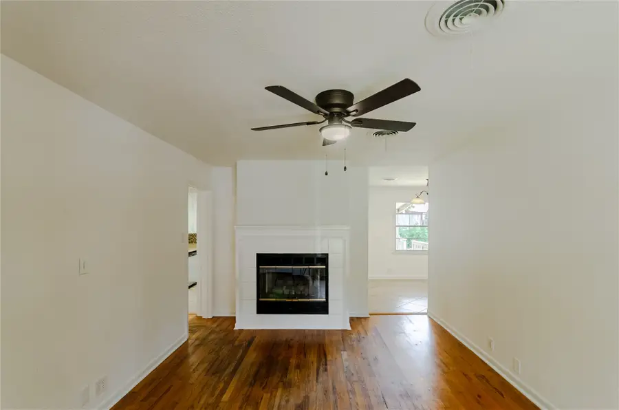 816 S Burdette Avenue, Sherman, TX 75090 - #2