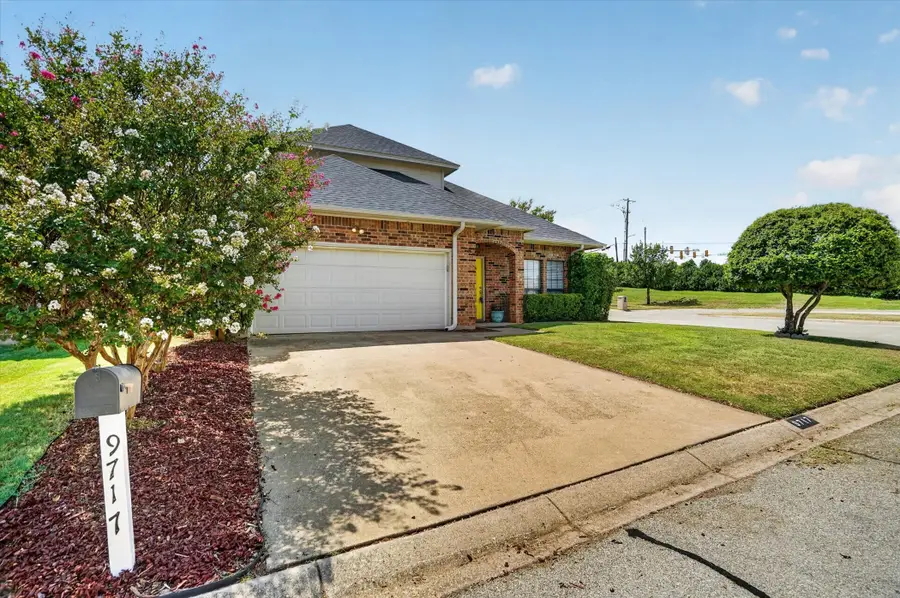 9717 Lea Shore Court, Fort Worth, TX 76179 - #2