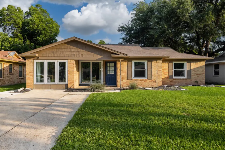 11367 Lippitt Avenue, Dallas, TX 75218 - #2